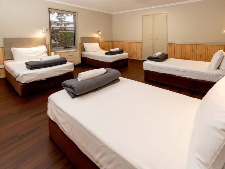 Holiday park  Narrabeen