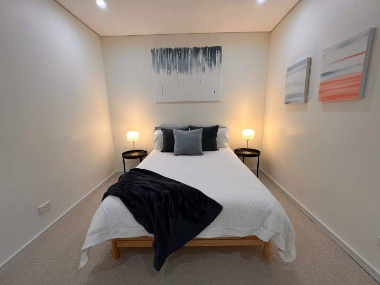 MetaWiseBnB Spacious Apartment &ndash; 6km to CBD