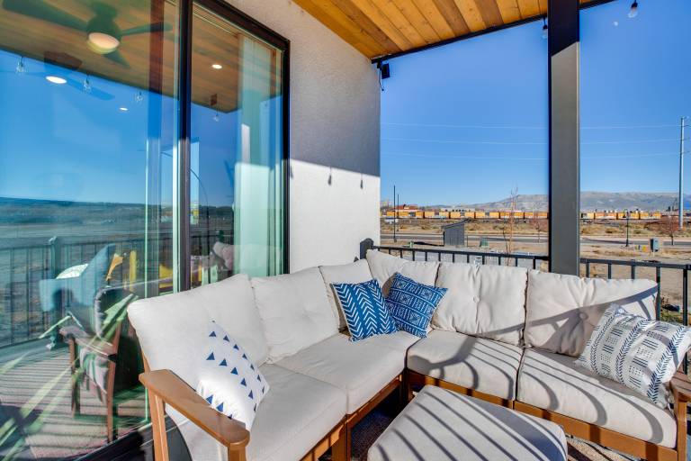Mtn-View Balcony: Riverside Grand Junction Home! — photo 2