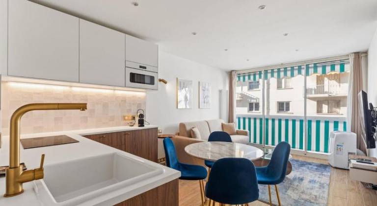 Apartment with 1 room for 4 persons — photo 3