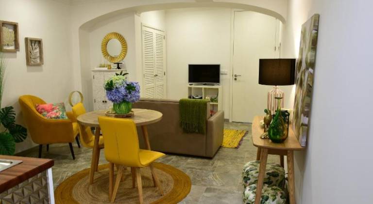 Holiday apartment with barbeque, patio & garden | Dogs allowed — photo 2