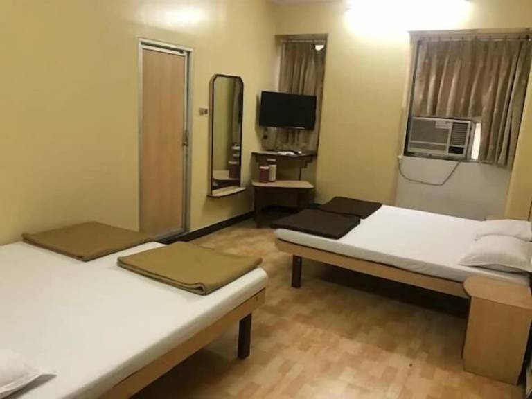 Accommodation  Grant Road East