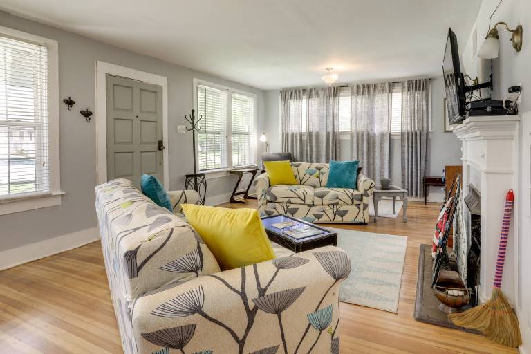 2 Mi to LSU: Mid City Home w/ Yard & Patio! — photo 4