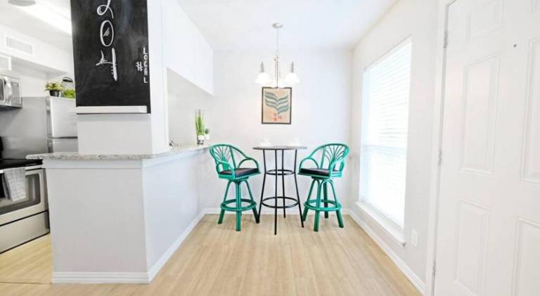 Apartment with pool | Pet-friendly — photo 4