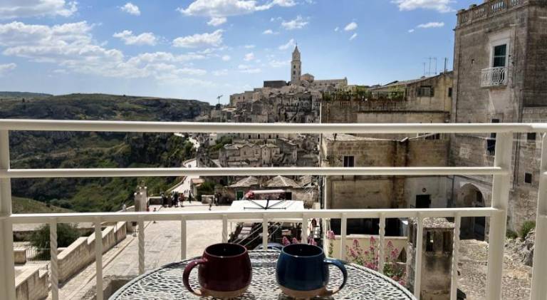 Rental apartment with 2 rooms for 4 persons in Matera