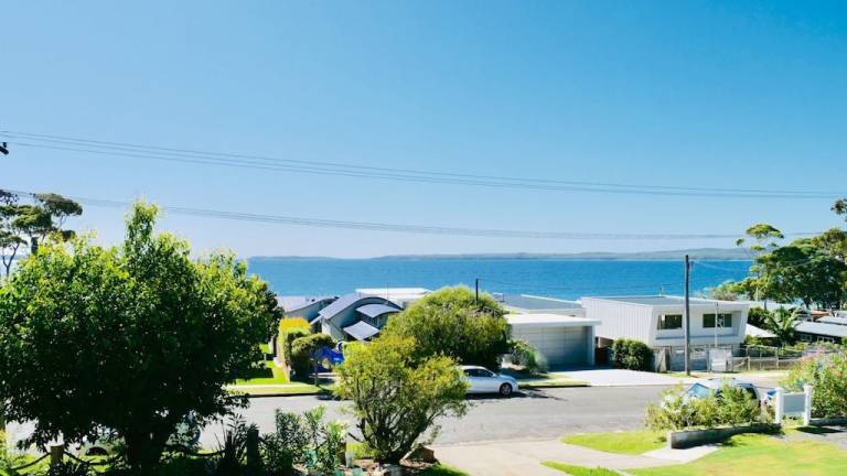 House Hyams Beach