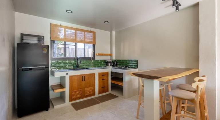 Villa with garden & private pool | Suitable for remote work — photo 4