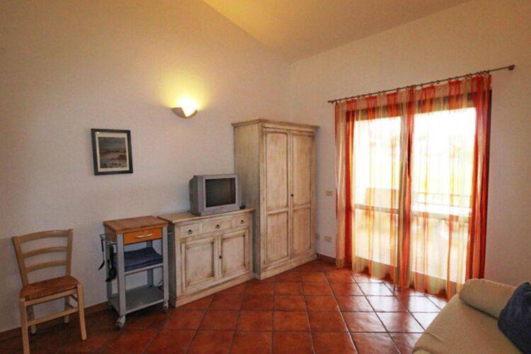 Pleasant holiday apartment with yard | Sea view | Dogs allowed — photo 4