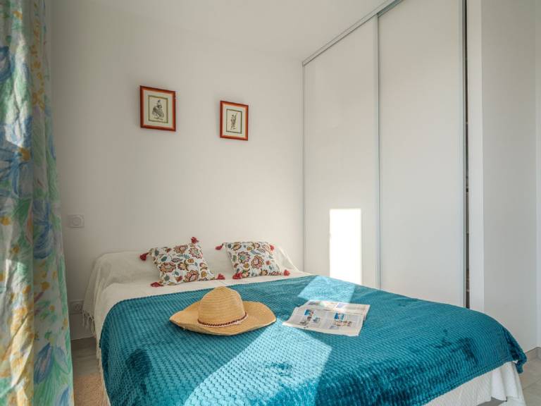 Beautiful vacation home with terrace | Next to the beach | Pets are welcome — photo 2