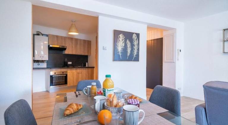 Holiday apartment with 2 rooms for 6 persons — photo 3