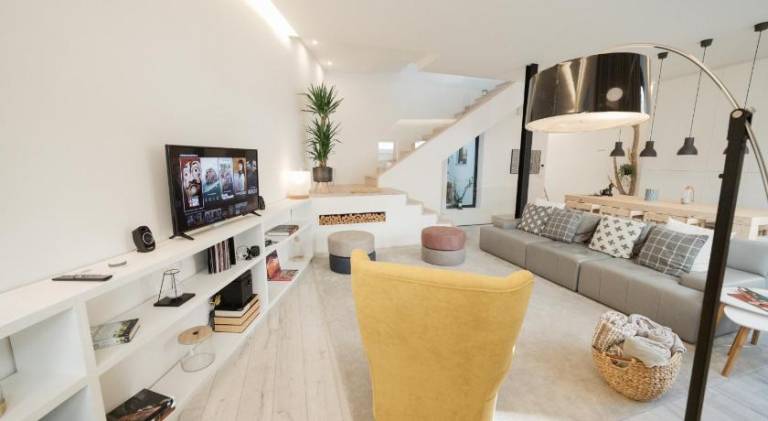 House with grill & terrace | Near Porto Cathedral | Perfect for remote work in Porto