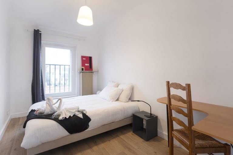 Holiday apartment with terrace & yard — photo 3
