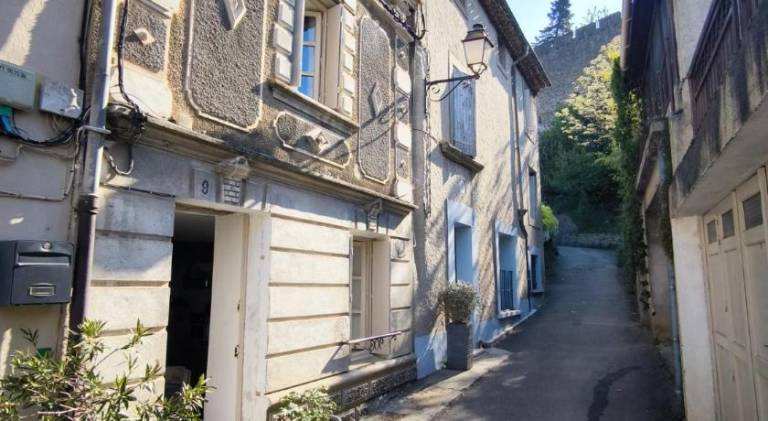 Vacation home with 2 rooms for 4 persons in Carcassonne