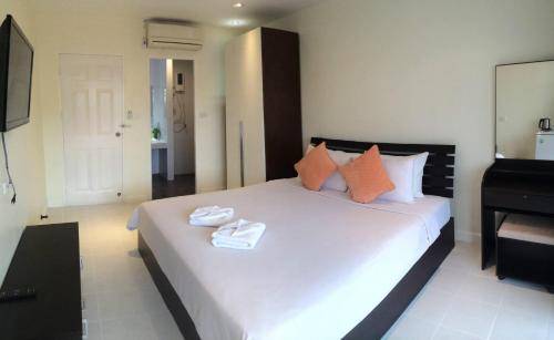 Bed & Breakfast Kata Beach