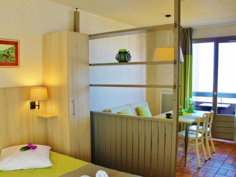 Holiday apartment with heated pool & terrace — photo 4