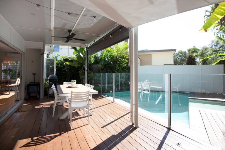 House Dicky Beach