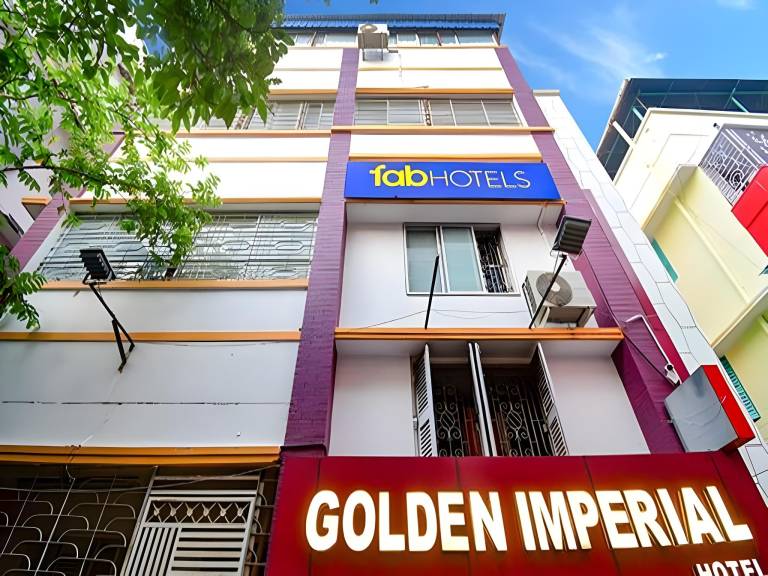 FabExpress Golden Imperial Nr Gariyahat Market