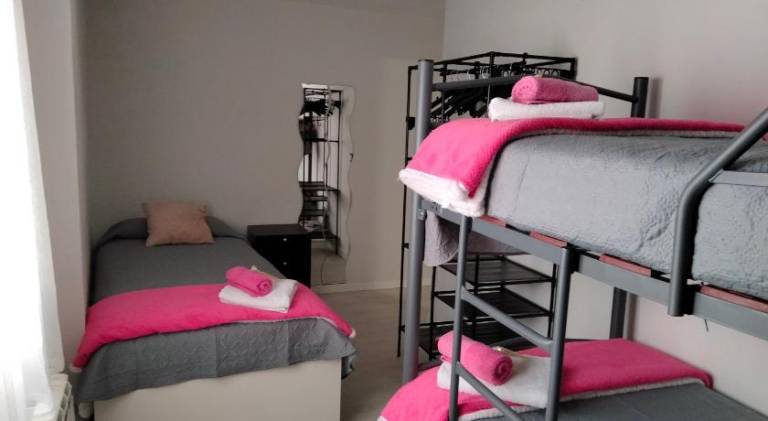 Rental apartment with 2 rooms for 6 persons — photo 2