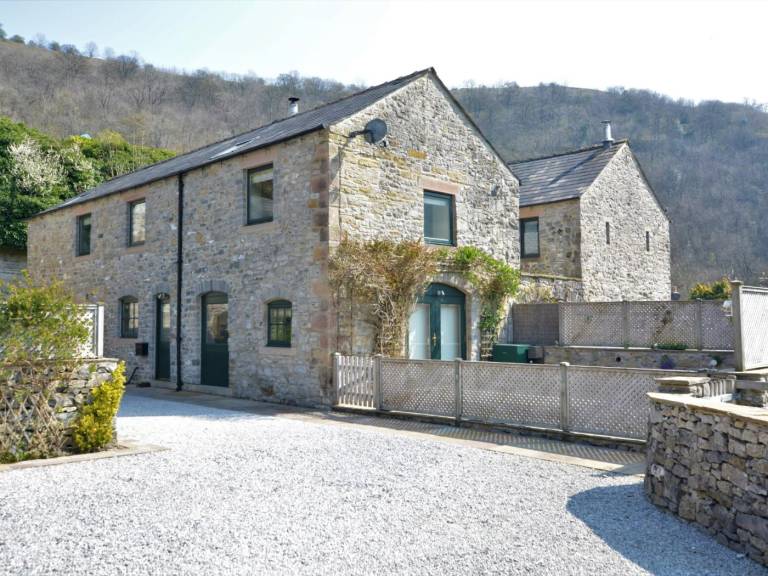 Cottage with garden & barbecue in Bakewell