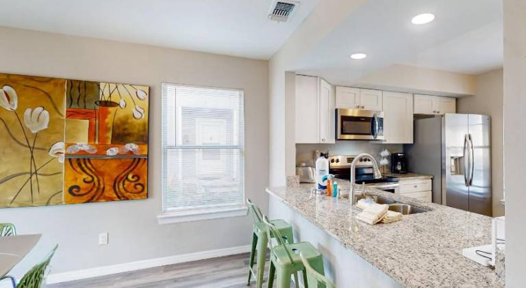 Charming vacation home | Pet-friendly — photo 5