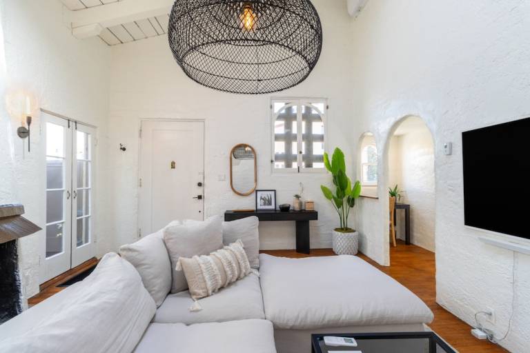 Casa  Santa Monica