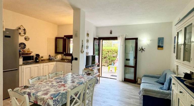 Holiday apartment with 2 rooms for 6 persons — photo 3
