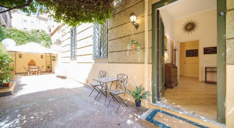 Rental apartment with 1 room for 4 persons in Rome