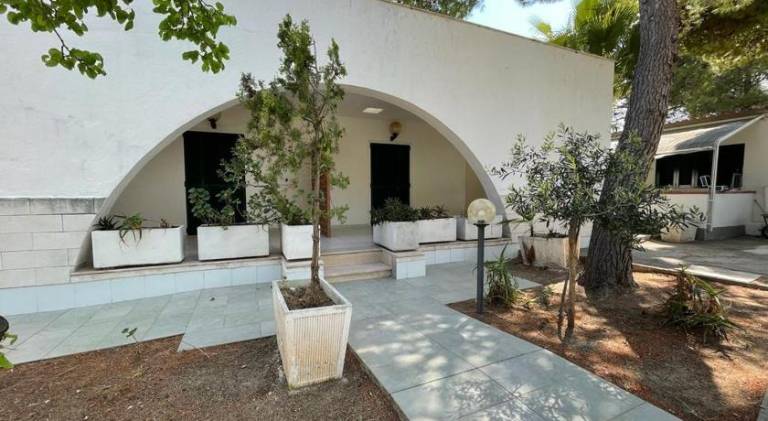 Pleasant holiday apartment with yard, terrace & barbeque | Close to the beach | Pets are welcome — photo 3
