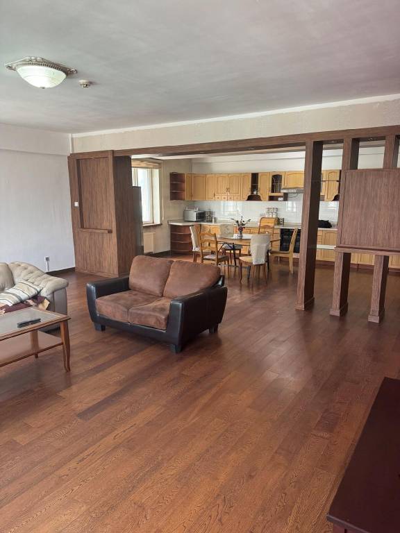 Apartment Khoroo 1