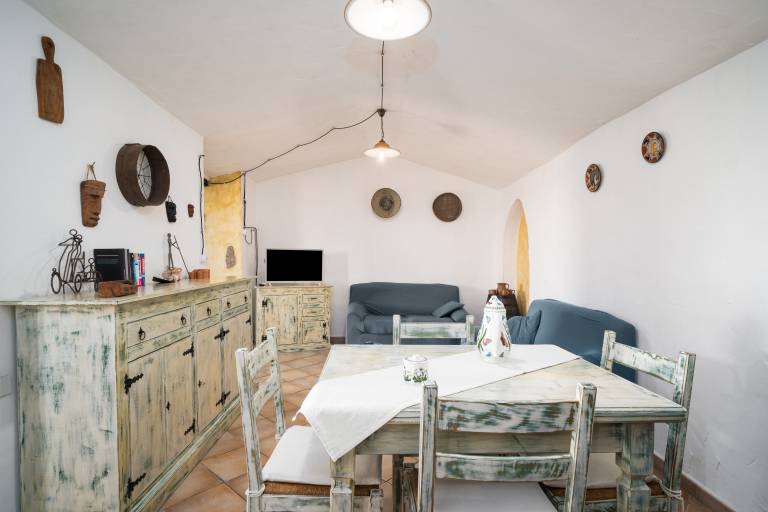 Villa 'Sa Curcurica' with Sea View, Private Terrace and Wi-Fi — photo 4