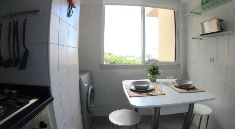 Nice rental apartment with terrace & garden | Near Doca do Cavacas | Good for workation | Pets allowed — photo 5