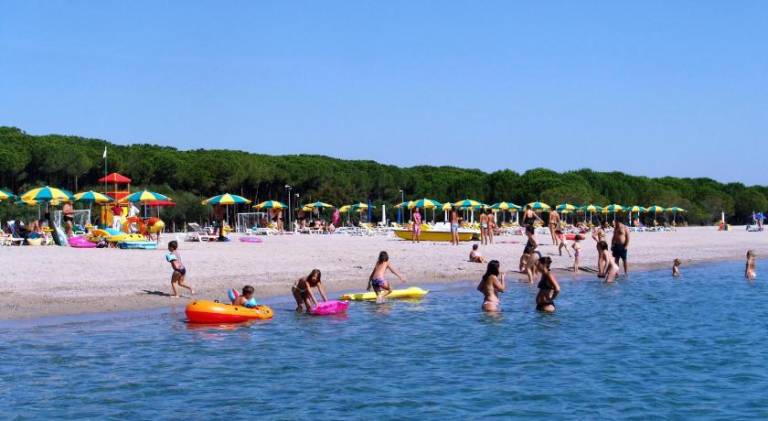 Happy Camp mobile homes in Camping Thurium Villaggio in Cosenza