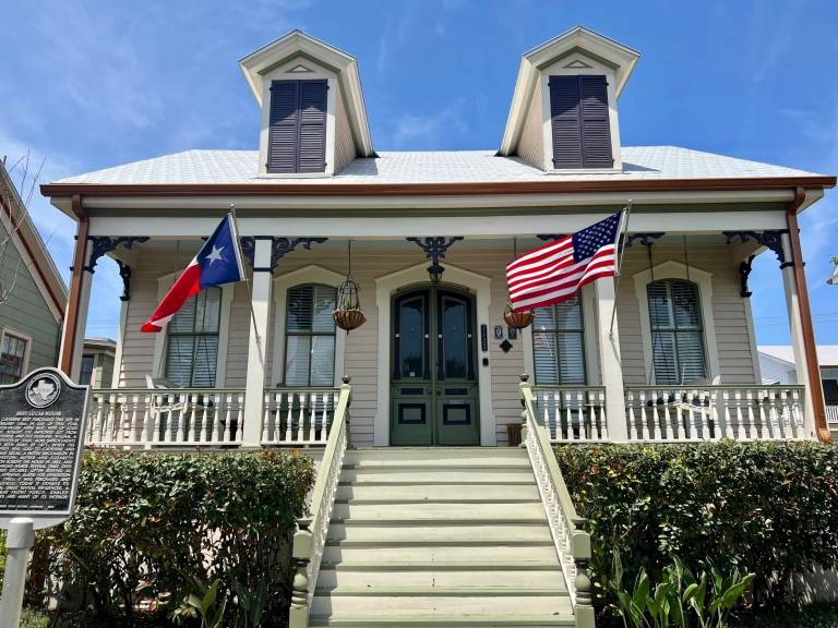 Cabin Galveston