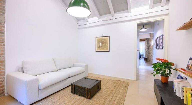 Apartment with 1 room for 5 persons — photo 2