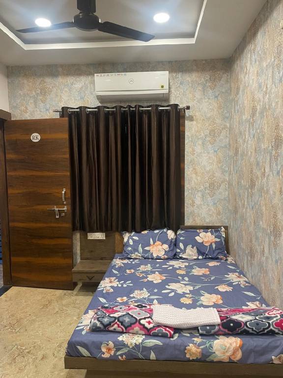 300 m&sup2; Ferienhaus