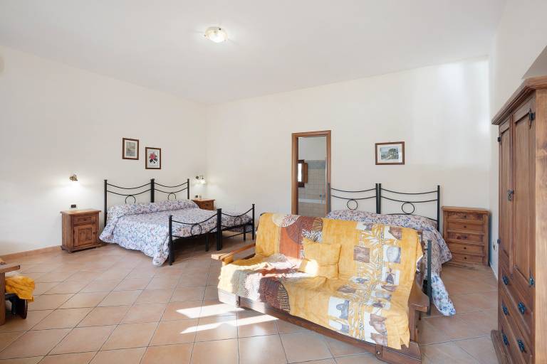 Room 'Capri Con Vista Monti E Cortile' with Shared Terrace, Shared Garden and Wi-Fi — photo 3