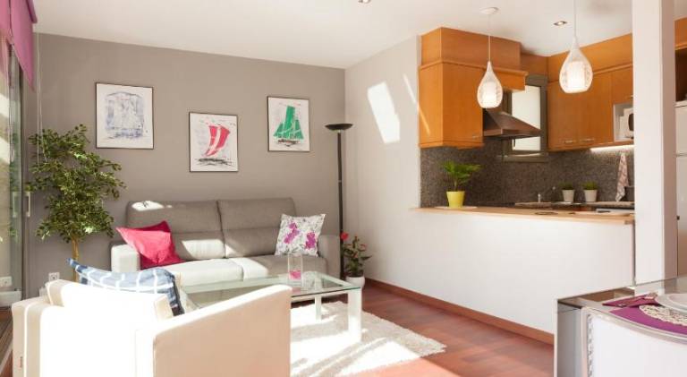 Apartment with terrace | Near Casa Batlló | Suitable for remote work | Pet-friendly — photo 2