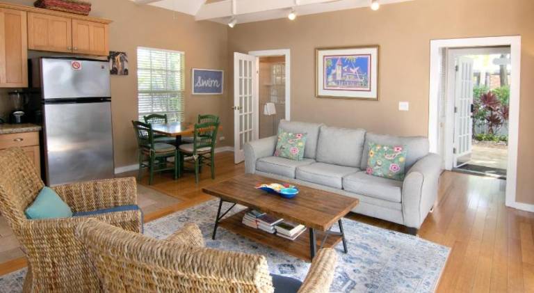 House with pool | Near Southernmost Point | Next to the beach | Dogs allowed — photo 2