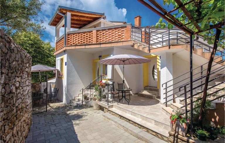 Apartament  Povile