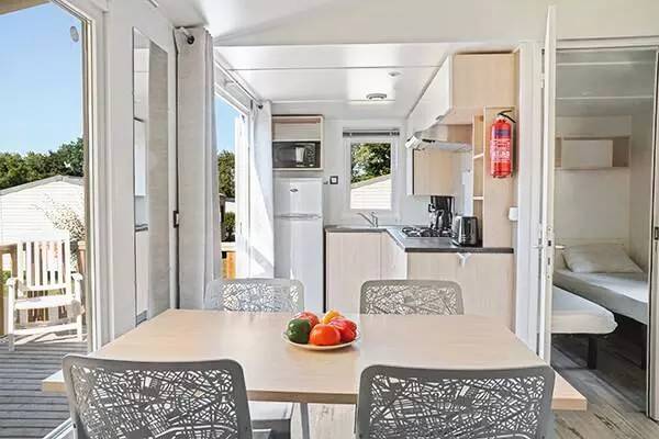 Campsite Le Chêne Gris - Mobile home Premium 3 bdr. 6 pers. Decking A/C — photo 3