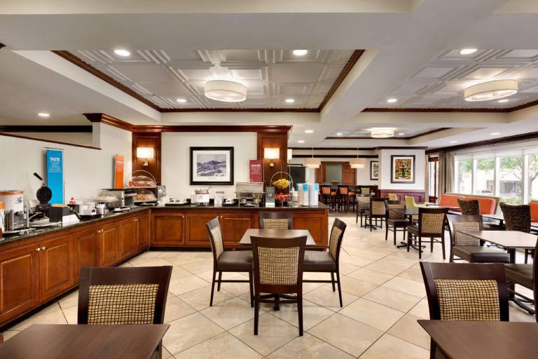 Hampton Inn Columbia-Downtown Historic District — photo 4
