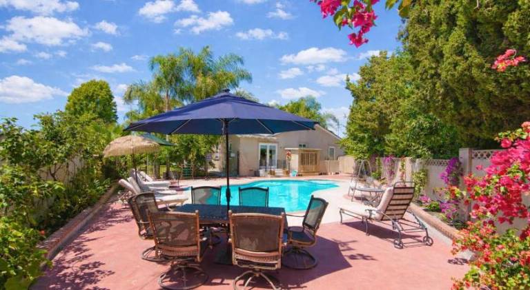 Disneyland Paradise 6 BedRoom 4 Bathroom Pool Spa Games in Orange, CA