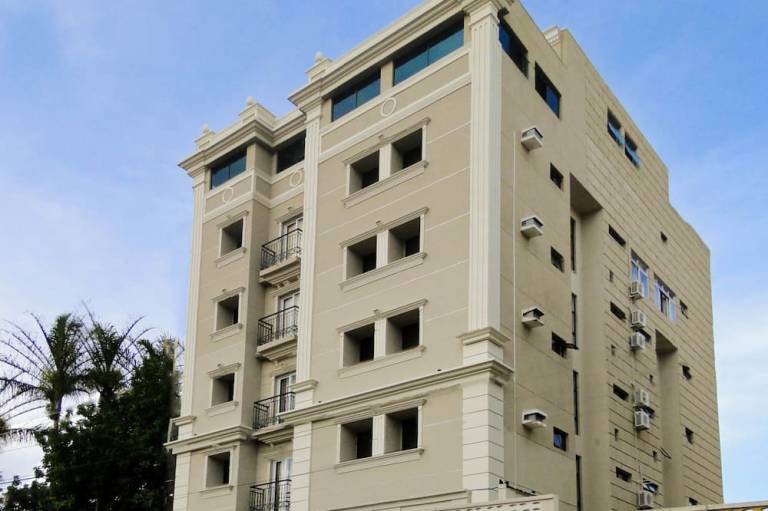 Hotel Nações Plaza