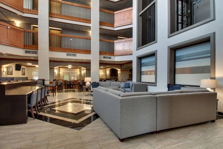 Drury Inn & Suites San Antonio Northwest Medical Center — photo 2