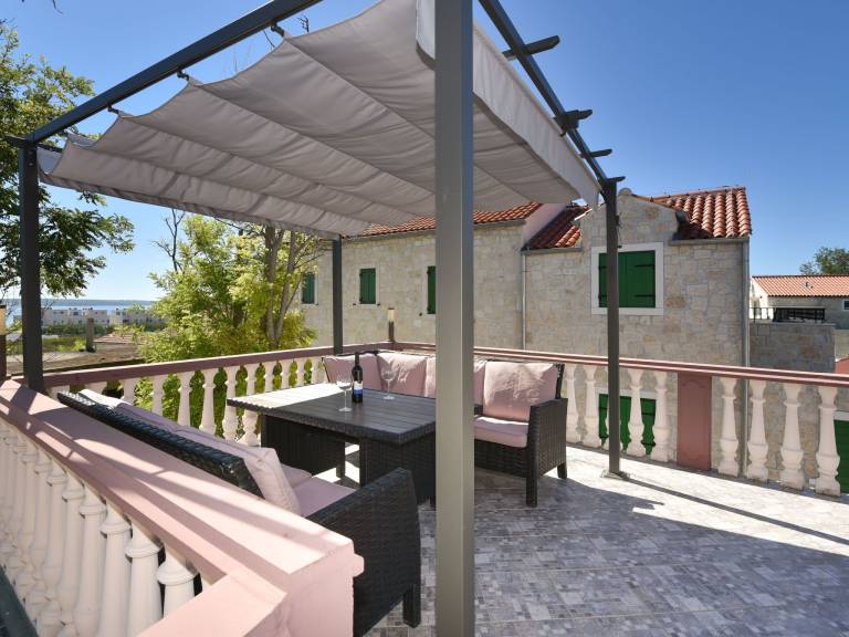 Ferienwohnung  Petrčane