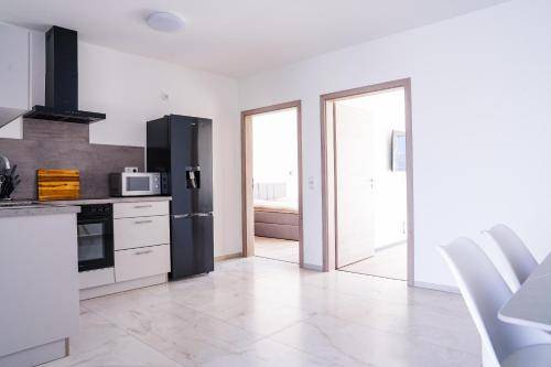 Apartment with terrace — photo 2