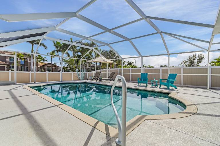 House with barbeque & private pool — photo 4