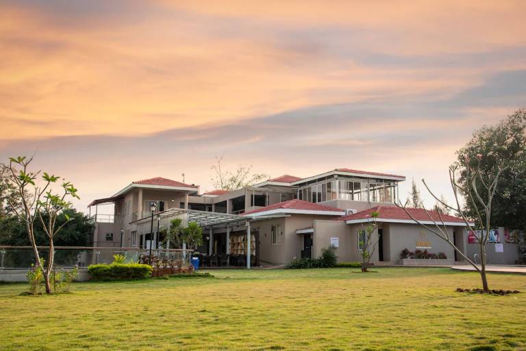 Resort  Karjat