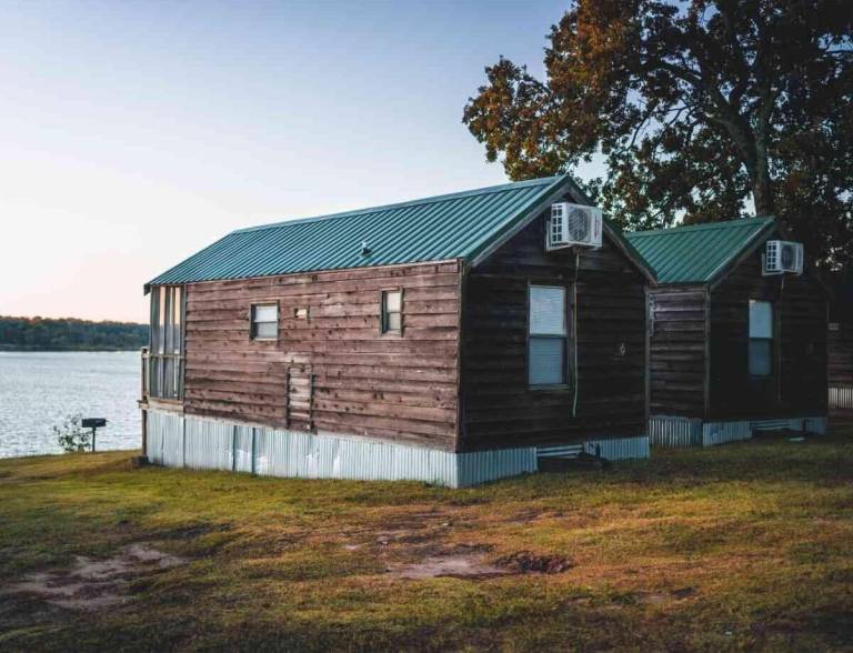 Cabin  Mead