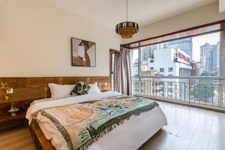 Charming serviced apartment | Suitable for remote work | Pets allowed — photo 4